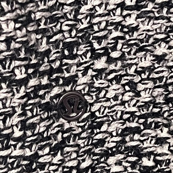 Lululemon Merino Wool Chunky Knit Oversized Sweater 6 NWOT - Picture 13 of 13